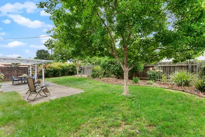 10828 Ambassador Drive, Rancho Cordova, CA 95670 - Photo 22