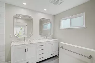 2707 Latham Dr, Sacramento, CA 95864 - Photo 24