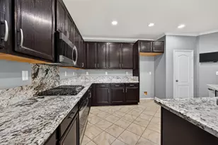 274 Crescent Moon Dr, Lathrop, CA 95330 - Photo 18