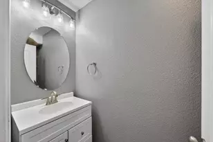 274 Crescent Moon Dr, Lathrop, CA 95330 - Photo 10