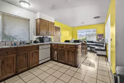 7961 Phaeton Drive, Oakland, CA 94605 - Photo 44