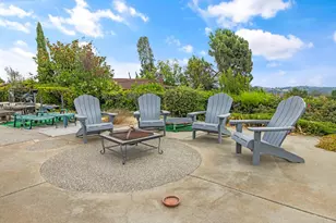 7961 Phaeton Dr, Oakland, CA 94605 - Photo 30