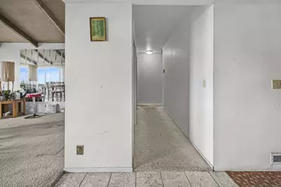 7961 Phaeton Drive, Oakland, CA 94605 - Photo 36