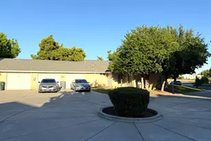 7127 N Antioch Ave, Fresno, CA 93722 - Photo 10