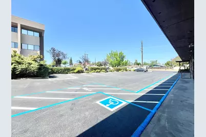 408 Sunrise Avenue, Roseville, CA 95661 - Photo 2