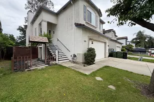 8953 Forked Creek Way, Elk Grove, CA 95758 - Photo 36