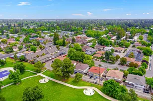 633 Woodside Sierra, Sacramento, CA 95825 - Photo 36