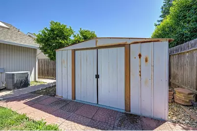 1028 Fallon Woods Way, Rio Linda, CA 95673 - Photo 40