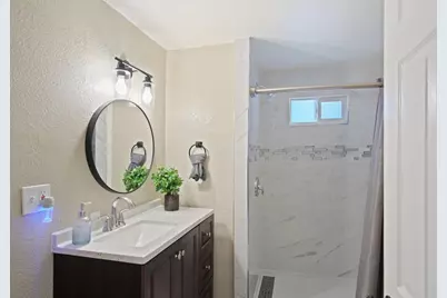 Keith Court #18, Turlock, CA 95382 - Photo 16