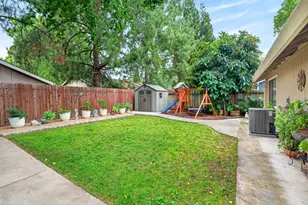 9332 Mapleview Way, Elk Grove, CA 95758 - Photo 44