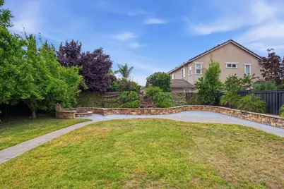 1084 Navigator Drive, Lathrop, CA 95330 - Photo 36