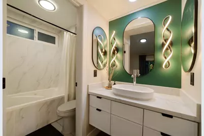1525 Woodland Oaks Way, Sacramento, CA 95833 - Photo 34
