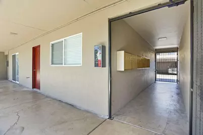1305 W El Monte Street, Stockton, CA 95207 - Photo 10