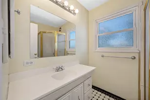1705 Pluto Way, Sacramento, CA 95864 - Photo 16