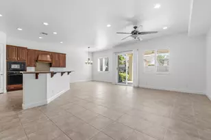2472 Ashbridge Ln, Manteca, CA 95336 - Photo 18