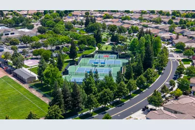 2472 Ashbridge Lane, Manteca, CA 95336 - Photo 46