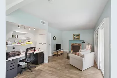 305 Cabrillo Avenue, Davis, CA 95616 - Photo 20