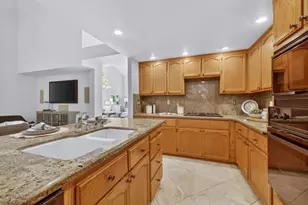 100 Bloomfield Way, Folsom, CA 95630 - Photo 16
