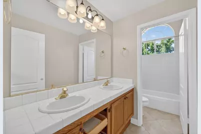 100 Bloomfield Way, Folsom, CA 95630 - Photo 40