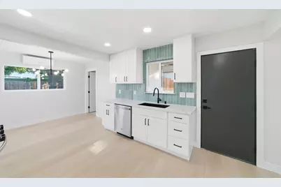 1232 Browning Drive, Sacramento, CA 95815 - Photo 10