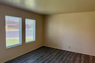 290 Northwoods Ave, Manteca, CA 95336 - Photo 4