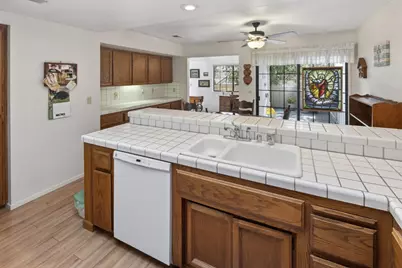 7440 W Black Tree Lane, Citrus Heights, CA 95610 - Photo 8