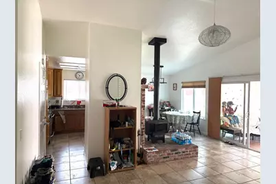 5913 Crowder, Sacramento, CA 95842 - Photo 2