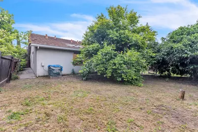 15 Cedar Grove Court, Sacramento, CA 95831 - Photo 16
