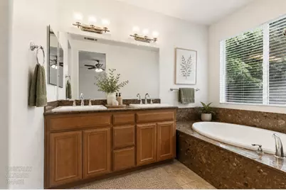 906 Baytree Place, Sacramento, CA 95864 - Photo 16
