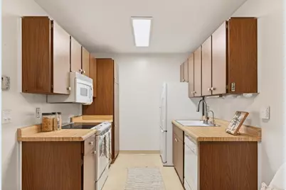 1427 Marchbanks Dr #4, Walnut Creek, CA 94598 - Photo 14