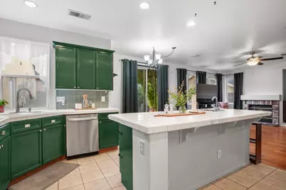 323 Nutcrest Court, Oakdale, CA 95361 - Photo 16