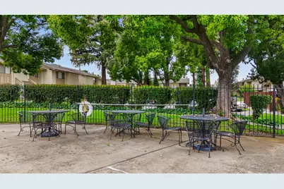 24 W Lancaster Drive, Stockton, CA 95207 - Photo 46