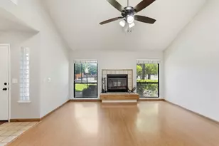3706 Gold Creek Ln, Sacramento, CA 95827 - Photo 4