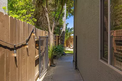 1924 Saint Patrick Way, Roseville, CA 95747 - Photo 76