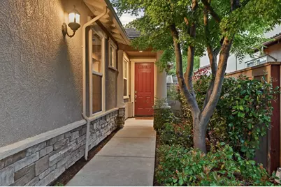 1528 Hammond Court, Folsom, CA 95630 - Photo 2