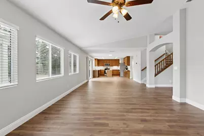 8691 Territorial Way, Elk Grove, CA 95624 - Photo 6