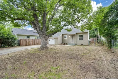 3952 28th Street, Sacramento, CA 95820 - Photo 2