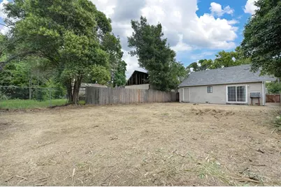 3952 28th Street, Sacramento, CA 95820 - Photo 32
