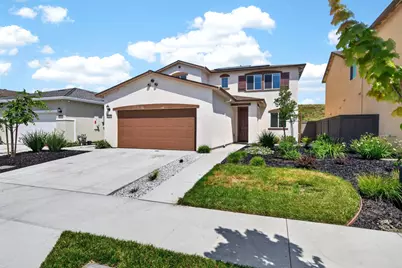7249 Robins Cove Drive, Stockton, CA 95219 - Photo 2