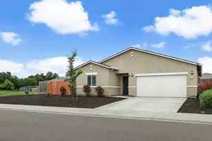 1335 S Kestrel Ln, Stockton, CA 95215 - Photo 2