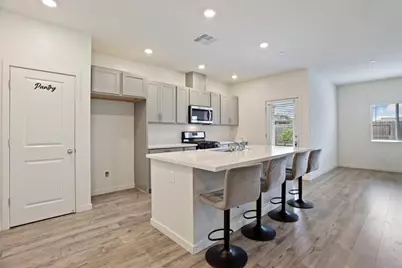 1335 S Kestrel Lane, Stockton, CA 95215 - Photo 18