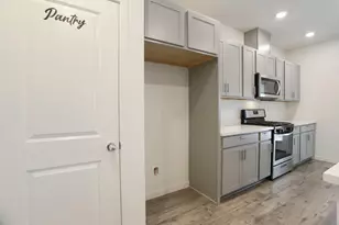 1335 S Kestrel Ln, Stockton, CA 95215 - Photo 24