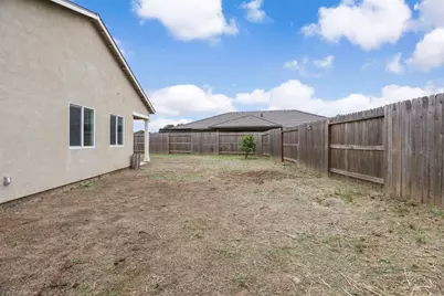 1335 S Kestrel Lane, Stockton, CA 95215 - Photo 36