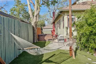 2715 57th St, Sacramento, CA 95817 - Photo 44