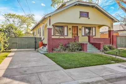 2715 57th Street, Sacramento, CA 95817 - Photo 2