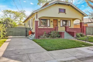 2715 57th St, Sacramento, CA 95817 - Photo 2