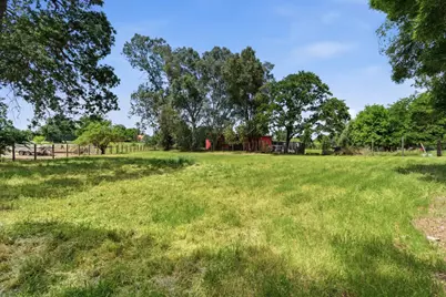 8818 Grant Line Road, Elk Grove, CA 95624 - Photo 22