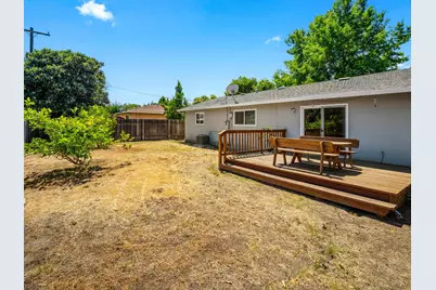 1749 Wakefield Way, Sacramento, CA 95822 - Photo 22
