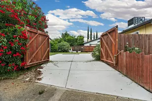 2401 Claridge Ln, Stockton, CA 95210 - Photo 32