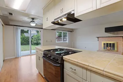 2401 Claridge Lane, Stockton, CA 95210 - Photo 12